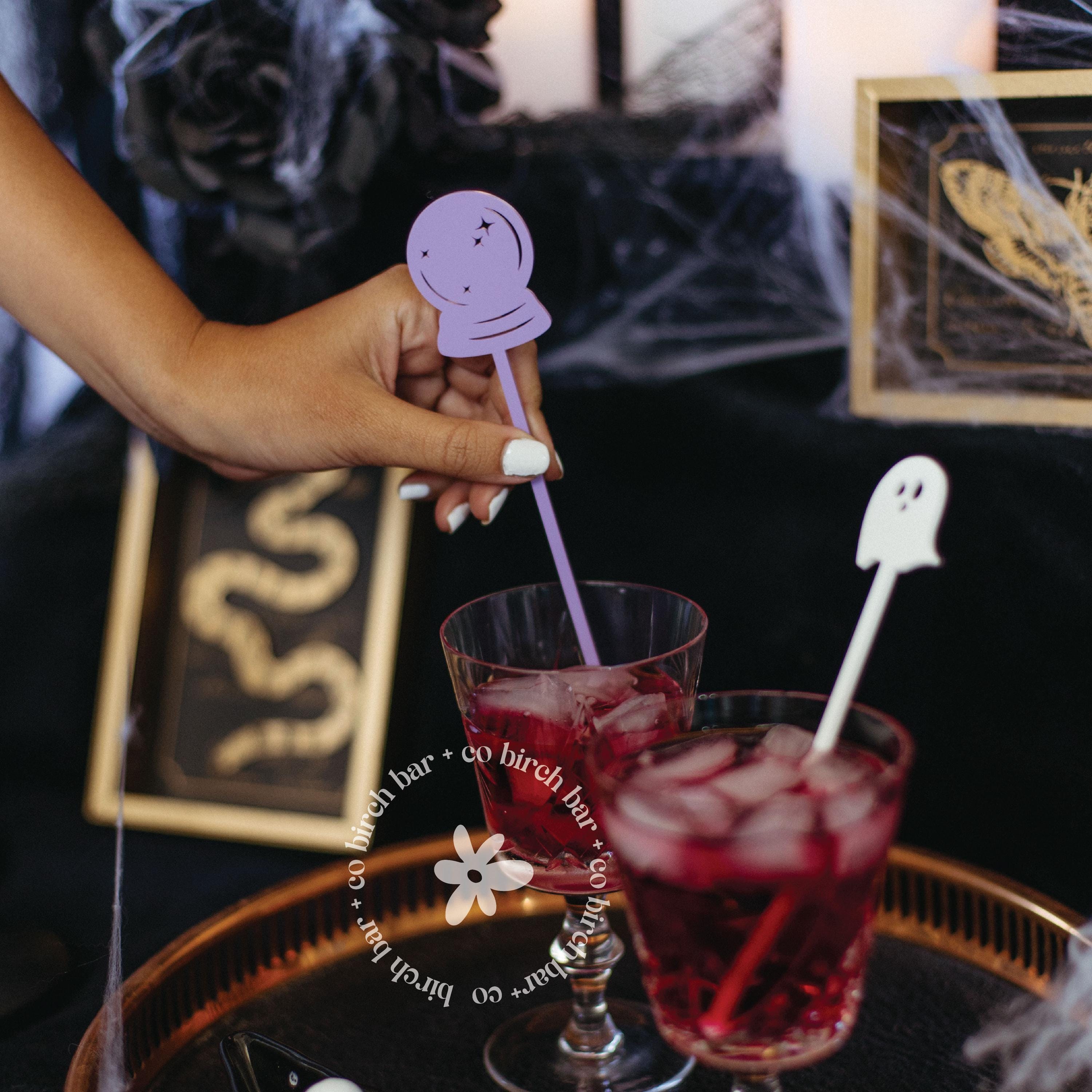 Jinei 120 Stück Halloween-Kaffee-Rührstäbchen Aus Holz – Mit Motiven, Für Heiße Schokolade, Cocktails & Party-Deko