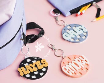 Karierte Rucksackmarke Rucksackname Schlüsselbund 3D Name Schlüsselbund Personalisierte Name Schlüsselbund Rucksack Name Tag Windeltasche Tag Schlüsselbund