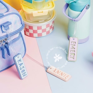 Étiquettes de boîte à lunch, étiquettes de sac à dos, étiquette de boîte à lunch pour enfants, porte-clés pour enfants, porte-clés personnalisé, sac à dos en acrylique, porte-clés, étiquette de nom