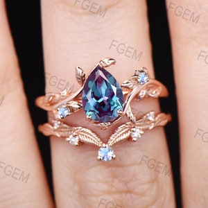 Branch Style Alexandrite Moonstone Ring Set 1.25ct Teardrop Alexandrite Engagement Ring June Birthstone Wedding Ring Leaf Nature Bridal Set