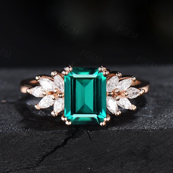 Emerald Ring: Buy Precious Emerald Ring with Diamonds Online