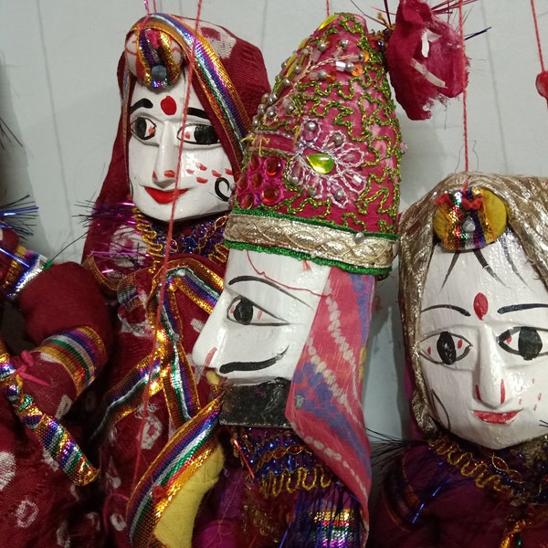 Rajasthani Berühmte handgemachte Puppen,Katputli Puppenpaar für Wohndekoration,Handarbeit bunte Holz Gesicht String Kasperl Kasperl Puppenpaar 5stk