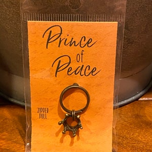 Crown Charm Keychain Zipper Pull 1pc Prince of PEace Fun Gift Bronze Token Scripture Gospel Christ