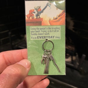 Zahnpasta Zahnbürste Zahn Charm 1stk Schlüsselanhänger Zipper Pull Das Evangelium leben ist wie zähneputzen Es ist eine alltägliche Sache