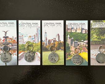 Central Park Coin Token Rits Pull Sleutelhanger Bethesda Fountain Stel je voor Balto Alice in Wonderland Belvedere Castle New York City Downtown Big