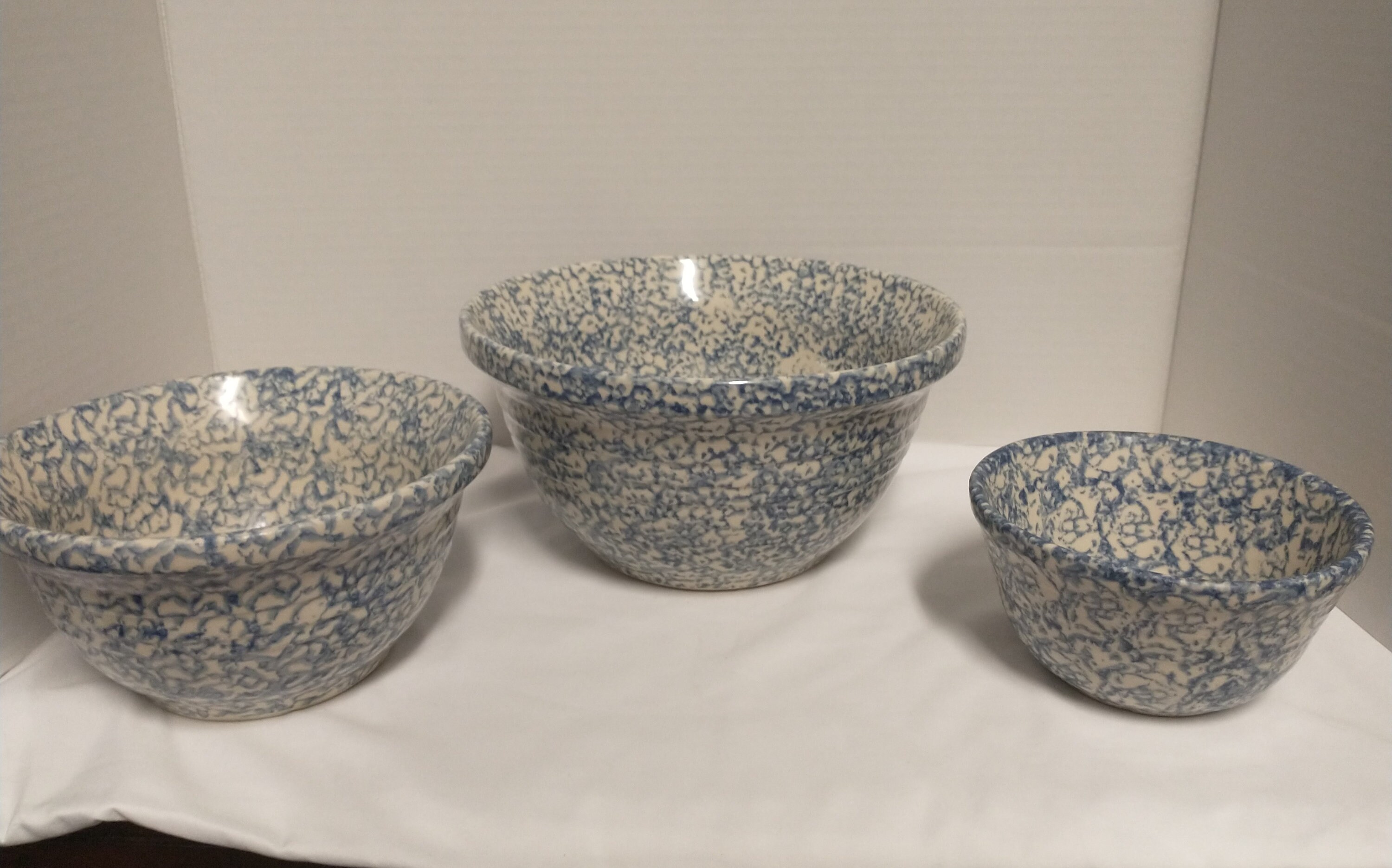 RARE Vintage Roseville Blue Sponge Ware Set of 3 Mixing Bowls Etsy