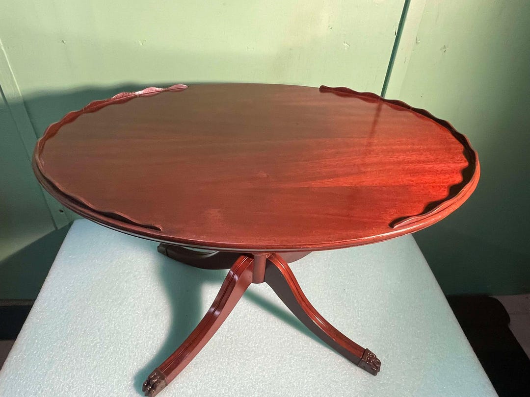 Duncan Phyfe Oval Coffee Table - Etsy