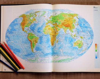 Deutschland-Weltkartenbuch. Weltkarte mit Ländern. Karten der DDR. Vintage-Weltkarten. Großes Weltatlas-Buch. Vintage-Geographieatlas der Welt