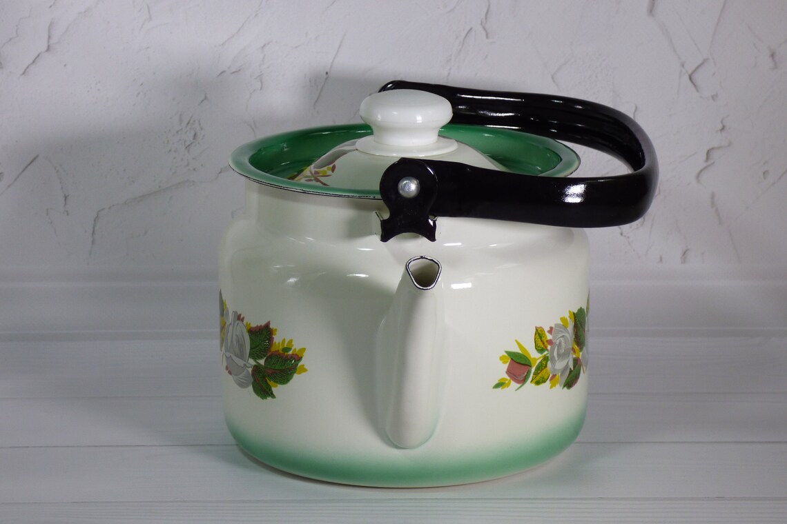 NOS vintage enamel kettle 1.5 L. Soviet white enamel teapot Etsy
