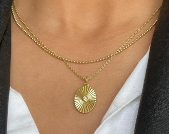 Coin Necklace for Women Medallion Necklace Pendant Necklace Gold Necklace for Women Gift for Mom Bridesmaid Gifts for Her