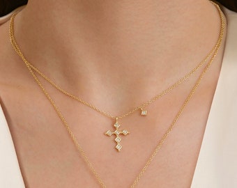 18K Gold Cross Necklace Dainty Necklace Layered Necklaces for Women Gold Necklace Personalized Gift for Mom Gift for Her Girlfriend