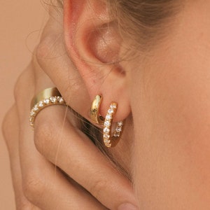 18K Gold Hoop Earrings Gold Hoops Gold Earrings Statement Earrings Hoop Earrings Minimalist Earrings Gift for Her Small Hoop Earrings