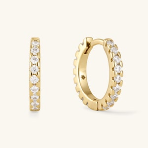 18K Gold Small Hoop Earrings Gold Hoops Huggie Earrings Gold Hoop Earrings Diamond Earrings Minimalist Earrings Gift for Her Valentines