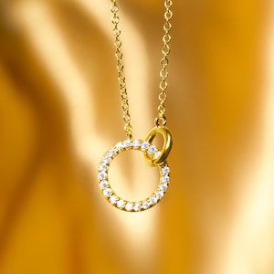 Circle Necklace Layered Necklace Pendant Necklace Dainty Necklace Gold Necklace Interlocking Minimalist Necklace Mom Gift for Her