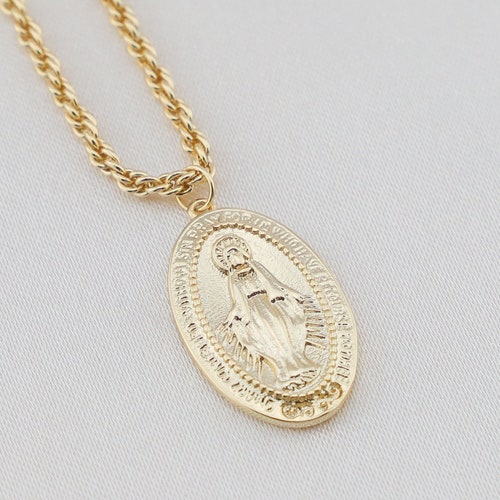 18K Gold Virgin Mary Necklace Gold 