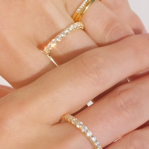 Bague d'éternité en or 18 carats pour femme, alliances empilables, alliance avec ZC, bague d'éternité minimaliste, cadeau pour elle, cadeaux pour maman image 7