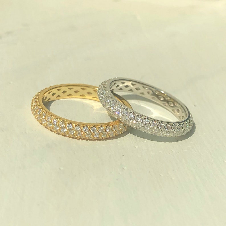 Pave Diamantvigselring Evighetsring Förlovningsring Guldring Stapelringar Statementring Minimalistisk ring Vigselring Present till henne bild 1