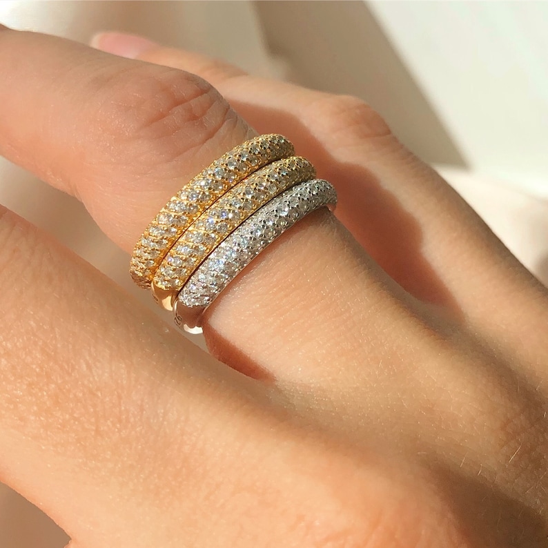 Pave Diamantvigselring Evighetsring Förlovningsring Guldring Stapelringar Statementring Minimalistisk ring Vigselring Present till henne bild 9