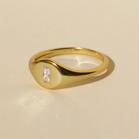 18K Gold Signet Ring Pinky Ring Stackable Rings Minimalist Ring Rings for Women Gold Ring Dainty Ring Stacking Rings Mom Gift for Her