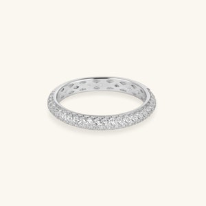 Pave Diamantvigselring Evighetsring Förlovningsring Guldring Stapelringar Statementring Minimalistisk ring Vigselring Present till henne Silver