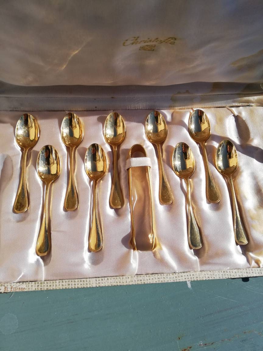 Pince à Sucre et Petites Cuillères de La Grande Maison Christofle...sugar Tongs & Teaspoons From The