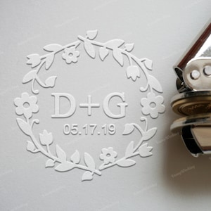 Custom Paper Embosser Stamp - Personalized Embossing Stamp - Custom Initial with Flower Wreath Wedding Embosser Stamp - Embosser for Gift