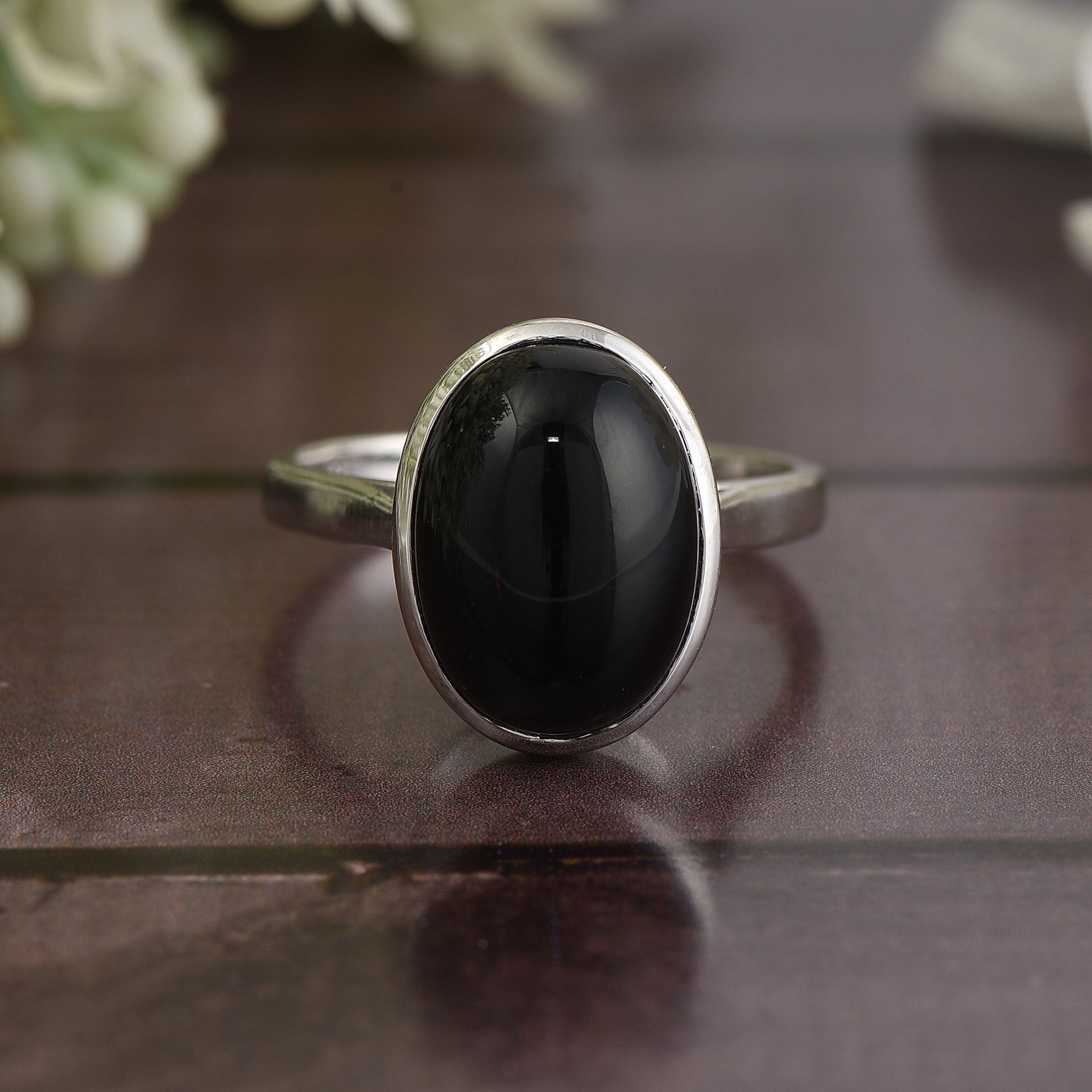Sterling Silver Onyx Ring: Minimalist Oval Cabochon (Size US 4-8)