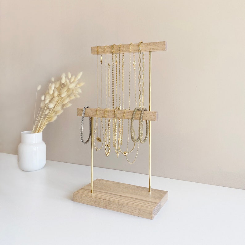 Support à bijoux Organiseur de porte-bijoux Présentoir minimaliste pour colliers Rangement pour boucles d'oreilles en laiton et en bois à 2 niveaux image 8