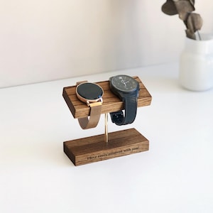 Porte-montre | Support pour montre personnalisé | Présentoir pour deux montres | Range-montres en bois et laiton