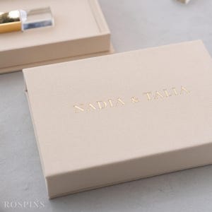 Linen USB box - Ivory | Custom USB box foil stamped with logo or texts | with USB drive