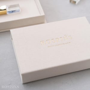 Caja USB de lino - Blanco cremoso / Caja USB personalizada estampada con logotipo o textos / con unidad USB