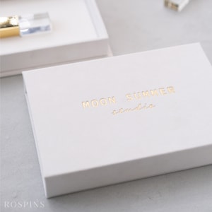 Velvet USB box - Bright White | Custom USB box foil stamped with logo or texts | with USB drive