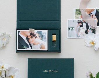 Boîte pour photos et USB en lin - Vert émeraude | Boîte personnalisée pour photo de mariage | Feuille estampée du logo ou des textes | Boîte uniquement