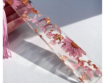 Marcapáginas personalizado con flores prensadas / Accesorios para libros / Marcapáginas / Accesorios de flores prensadas / Copos de oro /