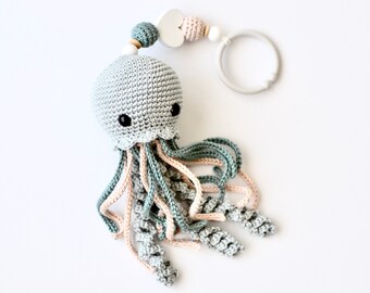 Maxi Cosi pendant "Octopus" crocheted