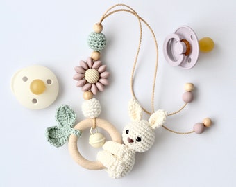 Maxi Cosi pendant "rabbit" crocheted