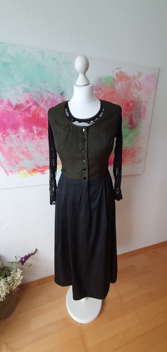 VINTAGE dirndl costume dress size. 44 XXL silk sa… - image 8