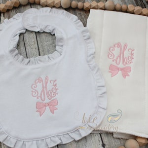Embroidered Monogrammed Bib / Burp Cloth / Baby Girl Bib / Personalized Baby / Baby Shower Gift
