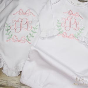 Embroidered Monogram Ruffle Baby Blanket: Soft Cotton Newborn Gift