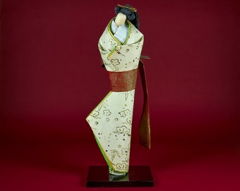 Japanese Paper Doll - Vintage Handmade Doll - Geisha Doll in Traditional Kimono - The Art of Washi Ningyo
