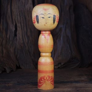 Large Traditional Kokeshi Doll by Master Sato Yoshiaki - Antique Yajiro style Kokeshi 小芥子 - Lucky Charm Oriental Doll - 24cm / 9.5” Tall