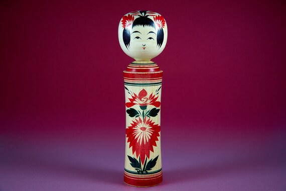 naruko kokeshi doll