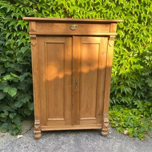 Flurschrank klein