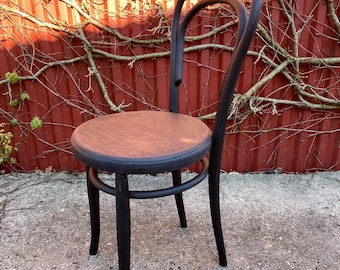 Antiker Caféhausstuhl