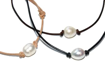 Lederband mit Perle als Kette und Armband tragbar