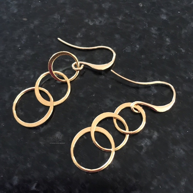 Entwined Circle,Infinity Earrings Three Rings Earrings Minimalist Jewelry Gold Vermeil earrings,Interlocking Three Link Circle Earrings