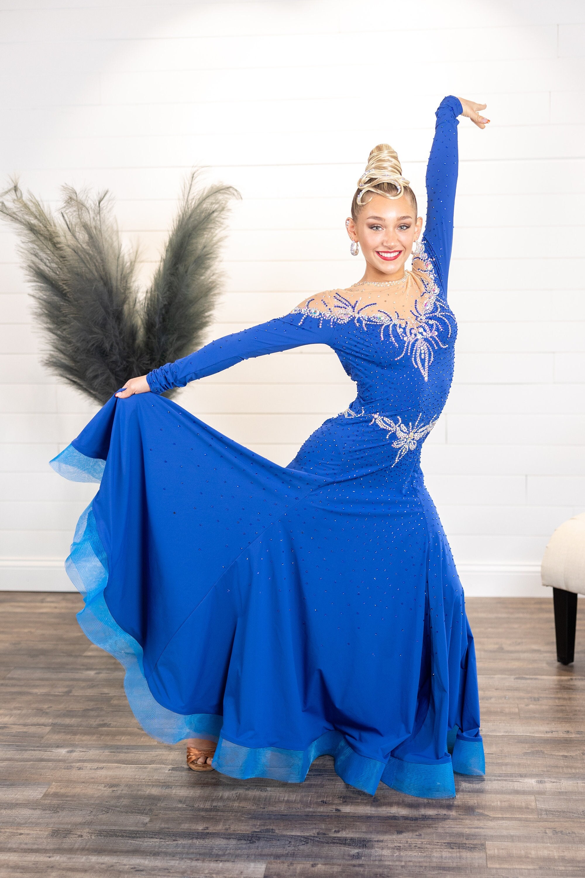 Latin Ballroom Dress Abito Da Ballo Latino Dancesport Beaded Fringe  Custom-made 