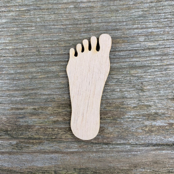 Wooden human foot shape, human feet, various sizes, for crafts , decoration, natural wood