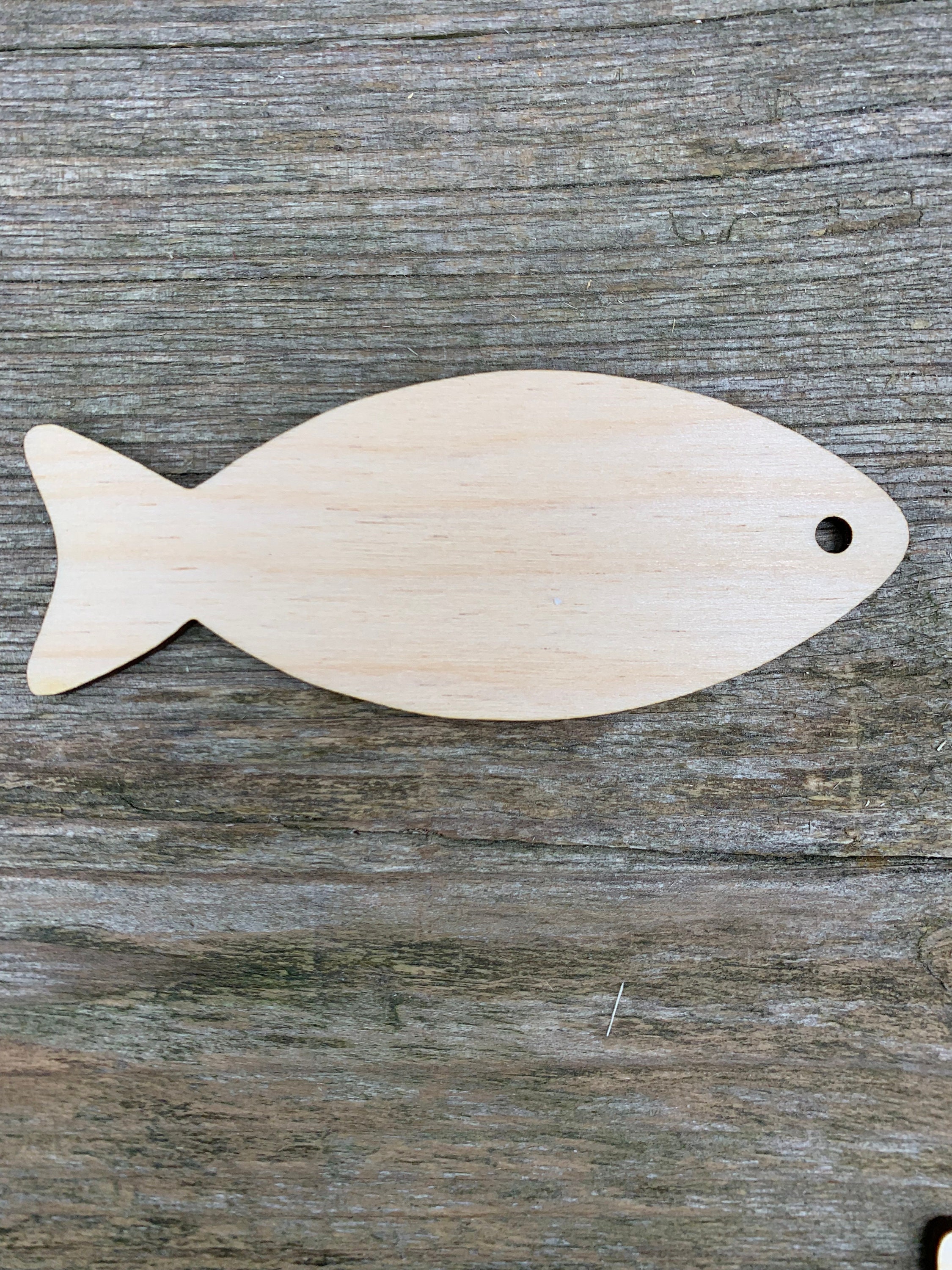 Wooden Fish, Wooden Shapes, Various Sizes, for Crafts , Decoration