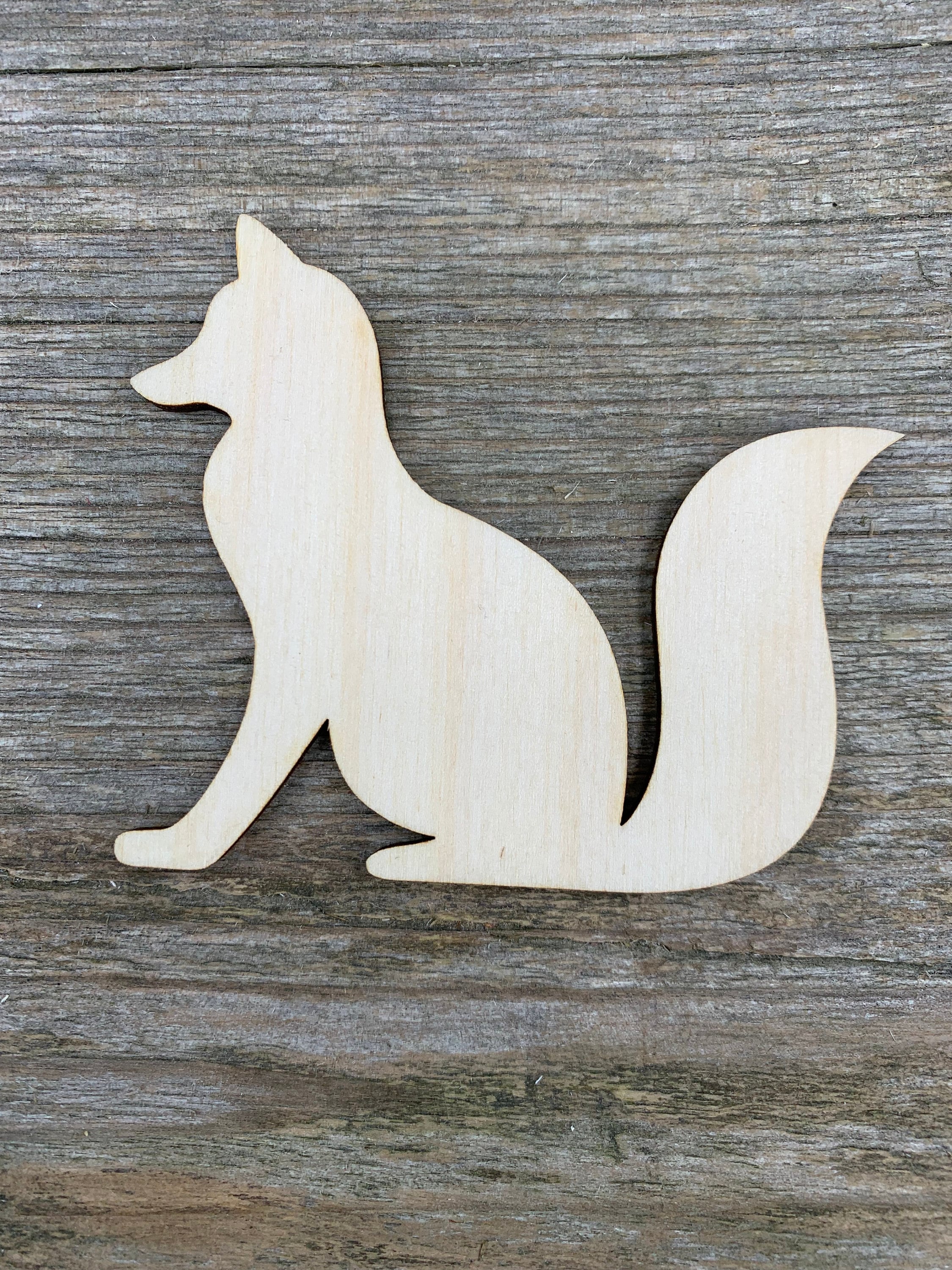 GRAVURZEILE Origami Volpe in legno, disponibile in diversi colori e dimensioni, decorazione moderna da parete e attira l'attenzione, colore neutro, dimensioni: M (22,0 x 16,4 cm